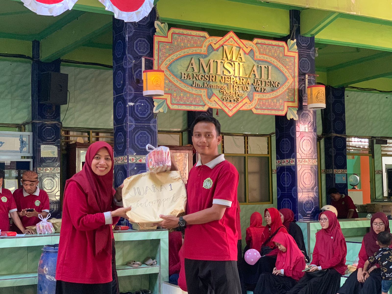 HUT RI KE - 79