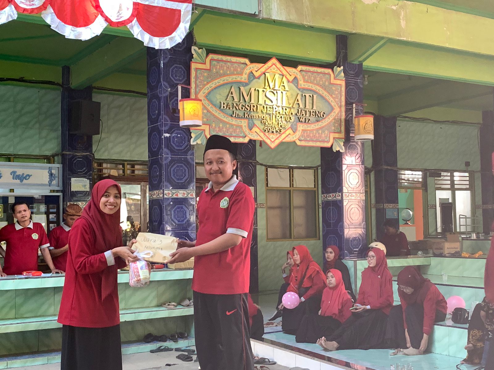 HUT RI KE - 79